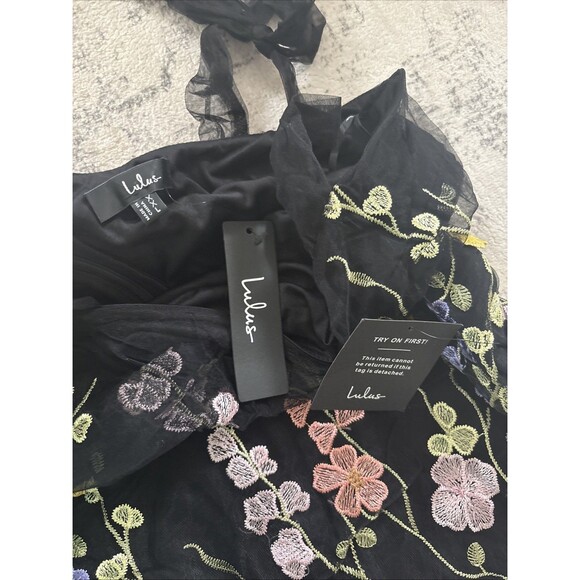 Lulus Thriving Poise Black 3D Floral Embroidered Tie-Strap Maxi Dress Size XXL - Picture 4 of 8